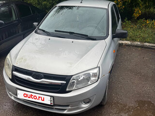 2013 Lada (ВАЗ) Granta I, серебристый, 230000 рублей, вид 1