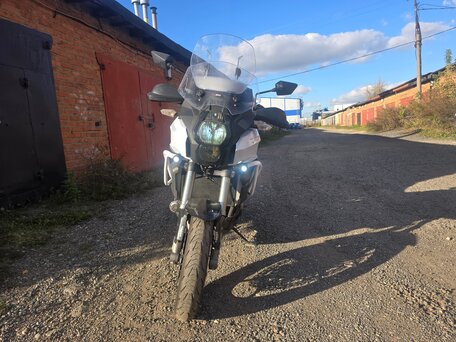 2012 Kawasaki Versys 1000, белый, 620000 рублей, вид 3