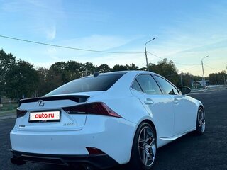 2018 Lexus IS 300 III Рестайлинг, белый, 2499999 рублей, вид 5