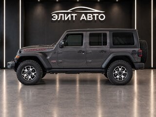 2022 Jeep Wrangler IV (JL), серый, 5900000 рублей, вид 4