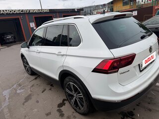 2019 Volkswagen Tiguan II, белый, 2650000 рублей, вид 4