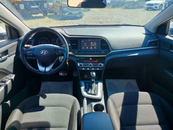 2020 Hyundai Elantra VII (CN7), белый - вид 4