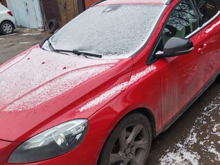 2014 Volvo V40 Cross Country I, красный, 1500000 рублей, вид 2