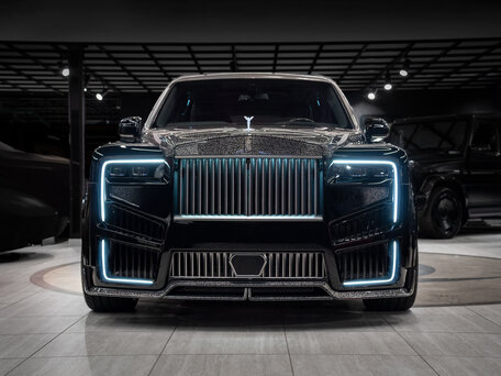 2025 Rolls-Royce Cullinan Black Badge I Рестайлинг (Series II), чёрный, 190000000 рублей, вид 1
