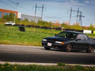 1992 Nissan Skyline VIII (R32), чёрный, 1350000 рублей, вид 3