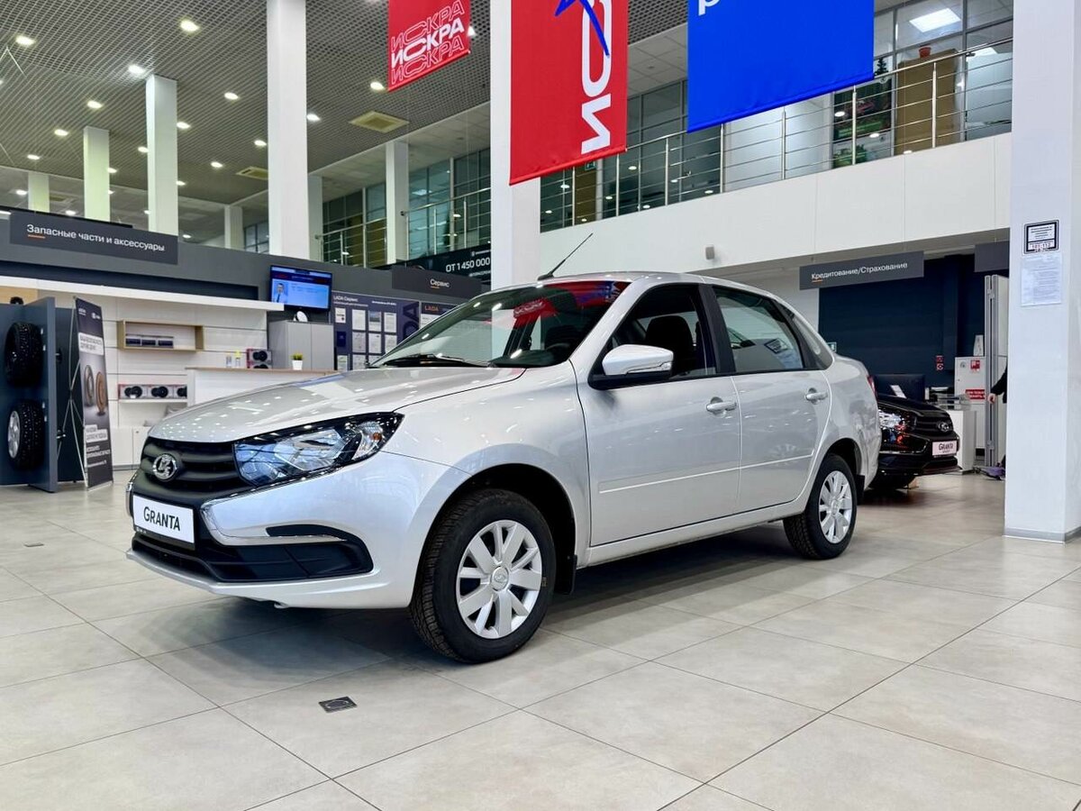 Открыть фотографии: Lada (ВАЗ) Granta I Рестайлинг