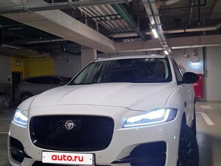 2018 Jaguar F-Pace I, белый, 3700000 рублей, вид 1