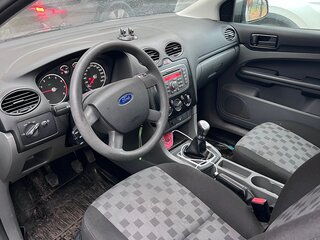 2010 Ford Focus II Рестайлинг, серый, 600000 рублей, вид 5