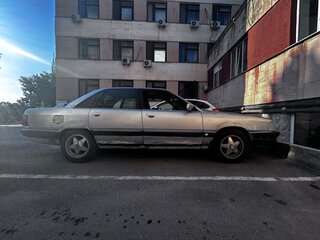 1990 Audi 100 III (C3) Рестайлинг, серебристый, 150000 рублей, вид 3