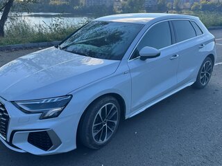 2022 Audi A3 Sportback 35 TFSI IV (8Y), белый, 2700000 рублей, вид 1