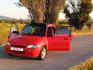 1995 Mazda 121 II, красный, 245000 рублей, вид 1