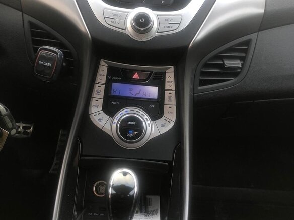 2011 Hyundai Elantra V (MD), серый, 1300000 рублей - вид 4
