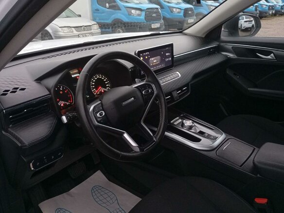 2024 Haval Jolion I Рестайлинг, чёрный, 1298745 рублей - вид 5