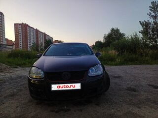 2004 Volkswagen Golf V, чёрный, 489000 рублей, вид 3