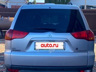 2008 Mitsubishi Pajero Sport II, серебристый, 1400000 рублей, вид 2