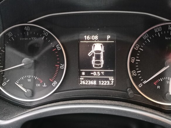 2011 Skoda Octavia II (A5) Рестайлинг, серебристый, 840000 рублей - вид 10