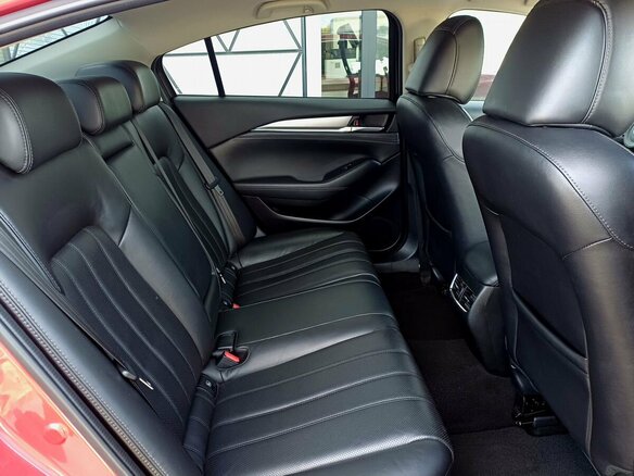 2019 Mazda 6 III (GJ) Рестайлинг 2, красный, 2149000 рублей - вид 23