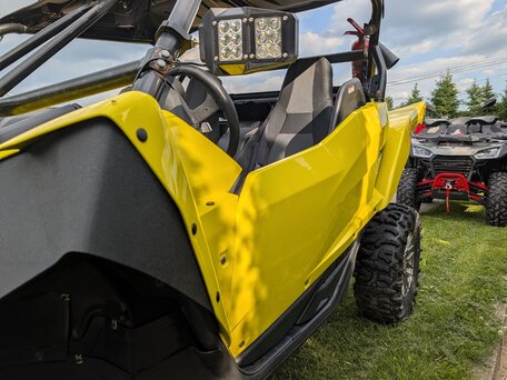 2016 Yamaha YXZ 1000R, жёлтый, 1700000 рублей, вид 5
