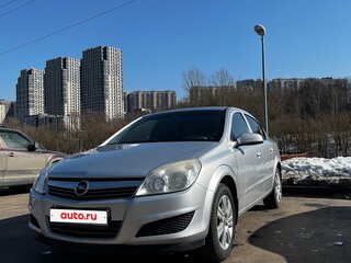 2008 Opel Astra H Рестайлинг, серебристый, 440000 рублей, вид 2