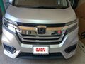 2019 Honda Stepwgn Spada V Рестайлинг, серебристый, 2600000 рублей - вид 1