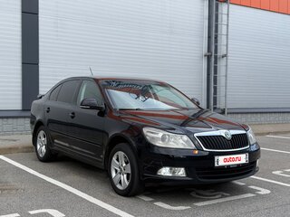 2011 Skoda Octavia II (A5) Рестайлинг, чёрный, 730000 рублей, вид 4