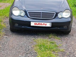 2001 Mercedes-Benz C-Класс 180 II (W203), чёрный, 400000 рублей, вид 2