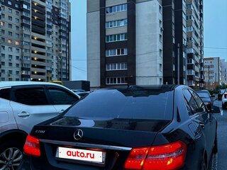2010 Mercedes-Benz E-Класс 200 5G-Tronic IV (W212, S212, C207), чёрный, 1100000 рублей, вид 4