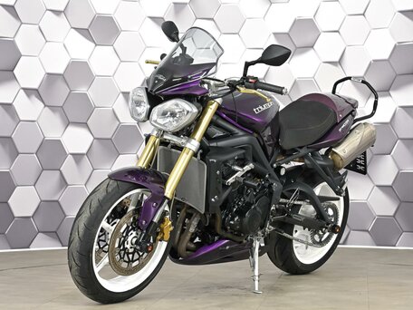 2011 Triumph Street Triple, фиолетовый, 507000 рублей, вид 2