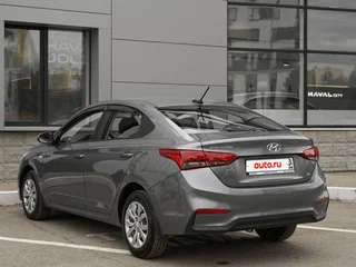 2019 Hyundai Solaris II, серый, 1125000 рублей, вид 4