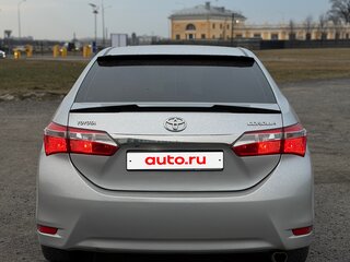2015 Toyota Corolla XI (E160, E170, E180), серебристый, 1450000 рублей, вид 5