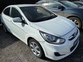 2013 Hyundai Solaris I, белый, 250000 рублей - вид 1