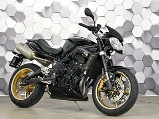 2011 Triumph Street Triple, чёрный, 555000 рублей, вид 1