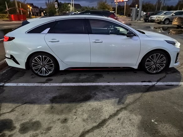 2019 Kia Proceed GT I, белый, 2350000 рублей - вид 3