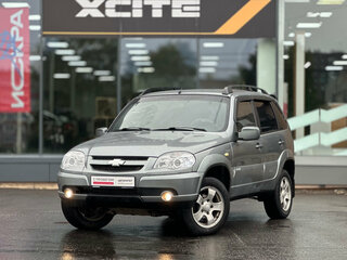 2011 Chevrolet Niva I Рестайлинг, серый, 389000 рублей, вид 1