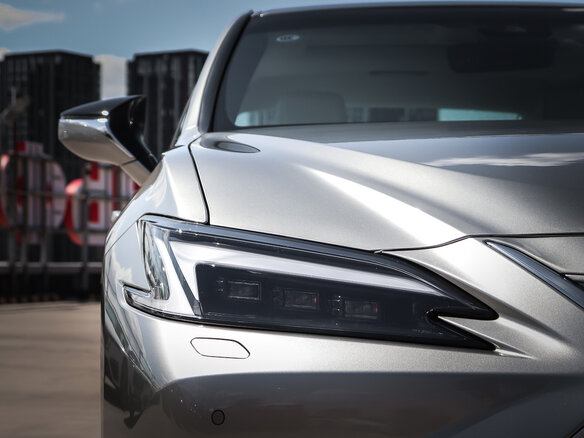 2025 Lexus ES 200 VII Рестайлинг 2, серый - вид 11