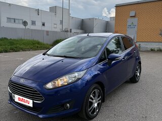 2016 Ford Fiesta Mk6 Рестайлинг, синий, 750000 рублей, вид 1