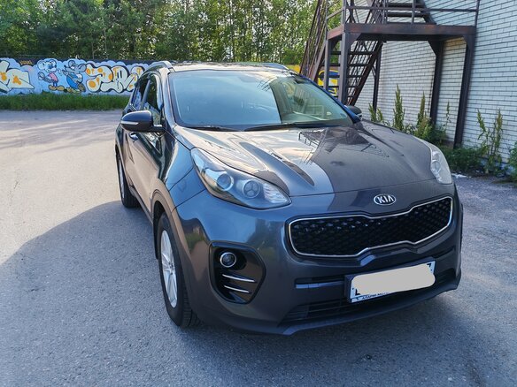 2018 Kia Sportage IV, серый, 1800000 рублей - вид 3