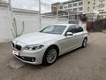 2016 BMW 5 серии 528i xDrive VI (F10/F11/F07) Рестайлинг, белый, 2200000 рублей
