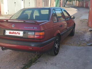 1988 Volkswagen Passat B3, пурпурный, 260000 рублей, вид 4