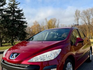 2008 Peugeot 308 I, красный, 450000 рублей, вид 1