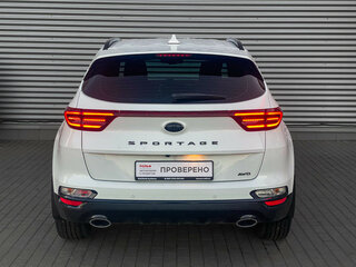 2021 Kia Sportage IV Рестайлинг, белый, 2945000 рублей, вид 5