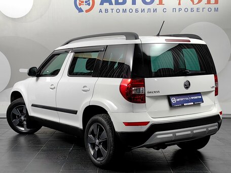 2015 Skoda Yeti I Рестайлинг, белый, 1300000 рублей, вид 2