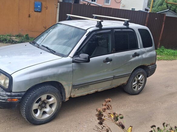 1999 Chevrolet Tracker II, серебристый, 228000 рублей - вид 1