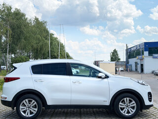 2017 Kia Sportage IV, белый, 1680000 рублей, вид 5