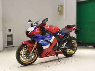 2024 Honda CBR 1000 RR/RA Fireblade, красный, 2050000 рублей, вид 3