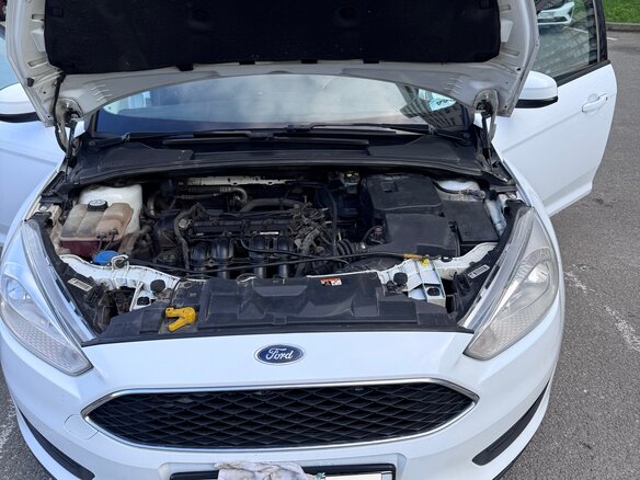 2017 Ford Focus III Рестайлинг, белый - вид 3