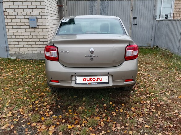 2018 Renault Logan II, бежевый, 900000 рублей - вид 1