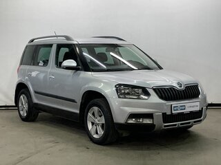 2014 Skoda Yeti I Рестайлинг, серебристый, 955000 рублей, вид 3
