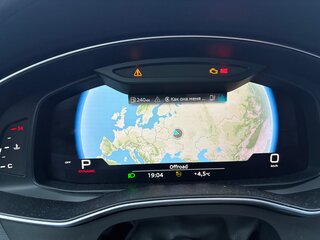 2021 Audi A6 45 TFSI V (C8), чёрный, 2850000 рублей, вид 3