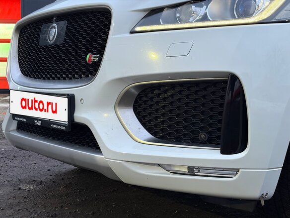 2016 Jaguar F-Pace I, белый, 2400000 рублей - вид 14